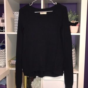 navy blue hollister lightweight summer sweater